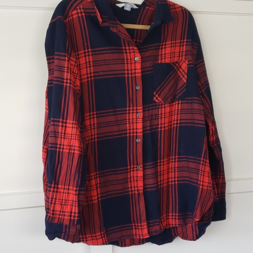 Old Navy blue and red flannel